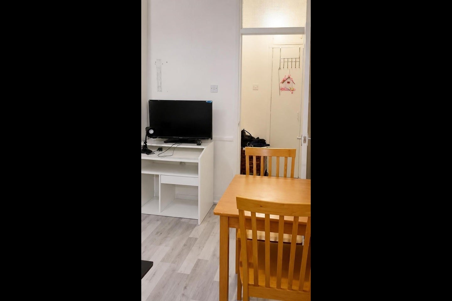 Room Camberwell Road in Greater London