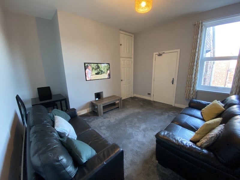 Room Addycombe Terrace in Newcastle upon Tyne