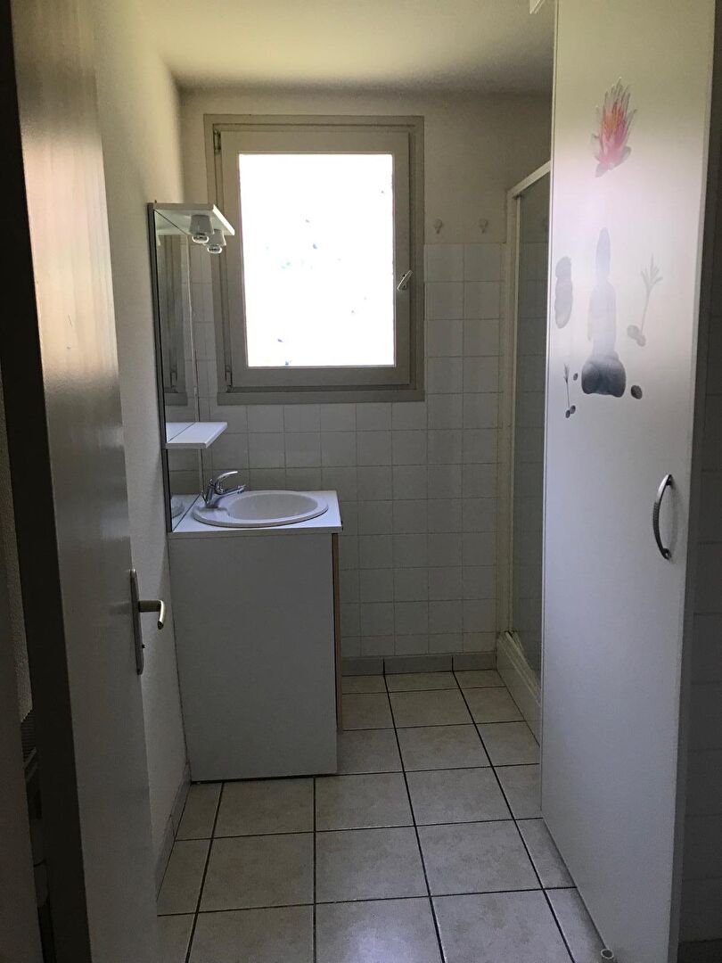 Appartement Rue de l'Église à Ussel