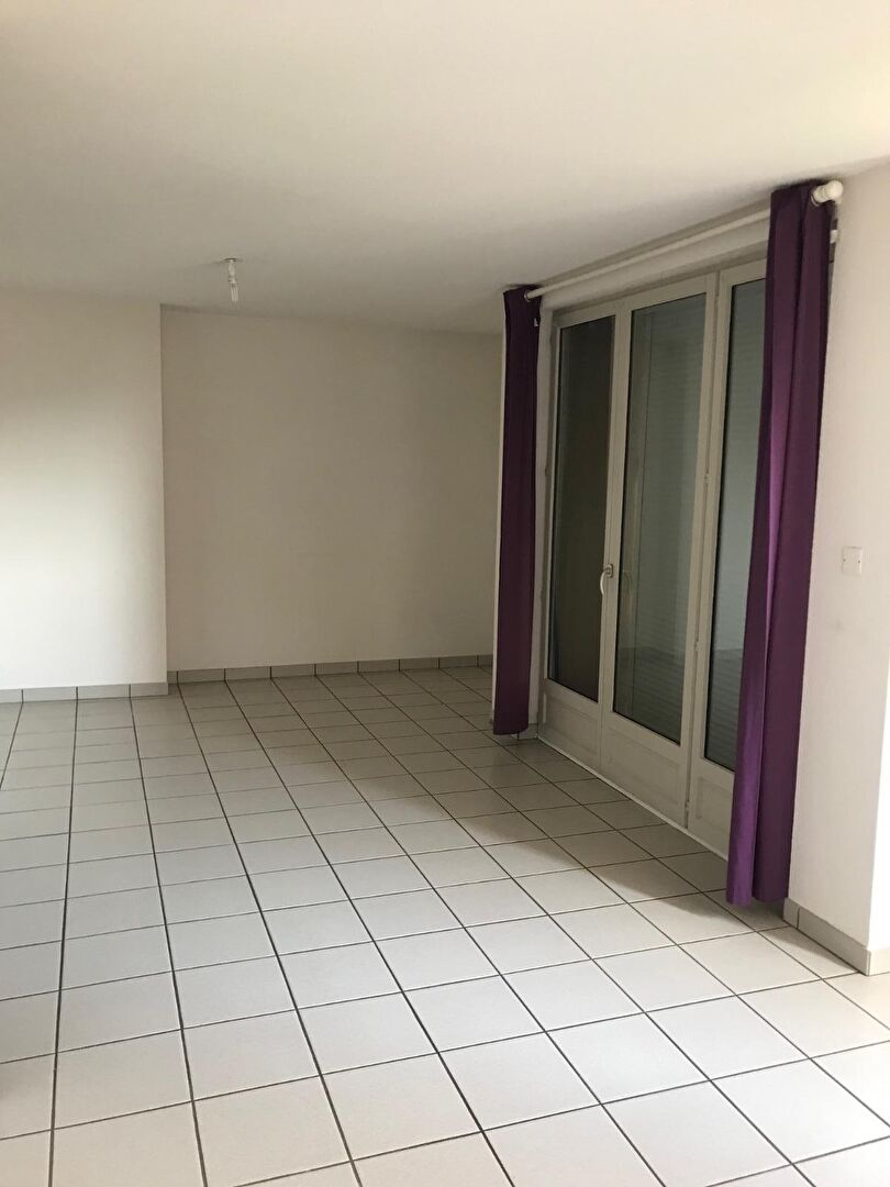 Appartement Rue de l'Église à Ussel