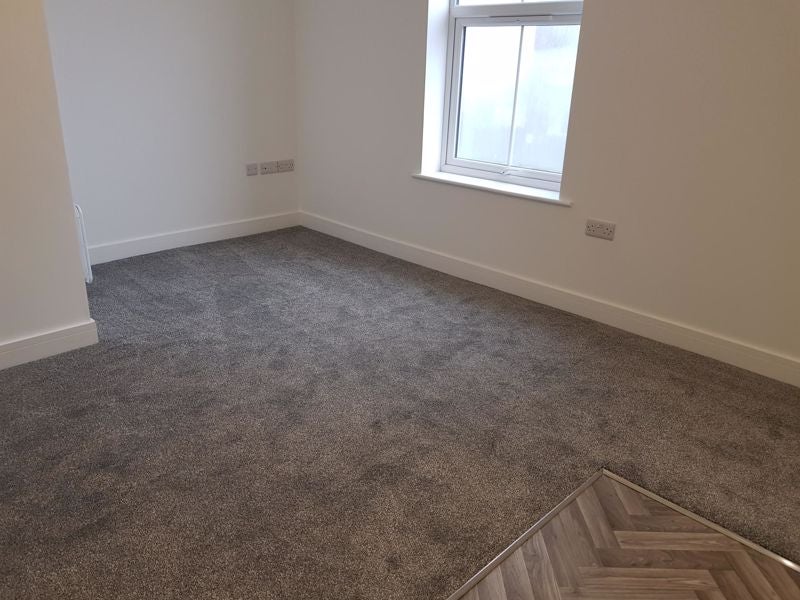 Flat Park Close in Priorslee Village