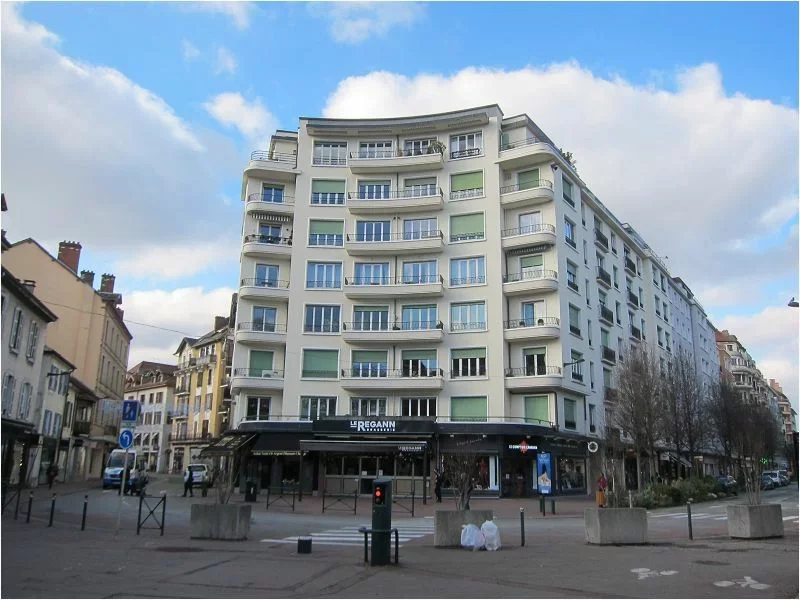 Flat Place du Château in Annecy