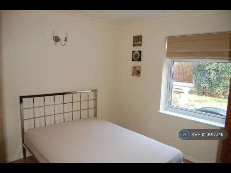 Flat Newington Grove in Stoke-on-Trent