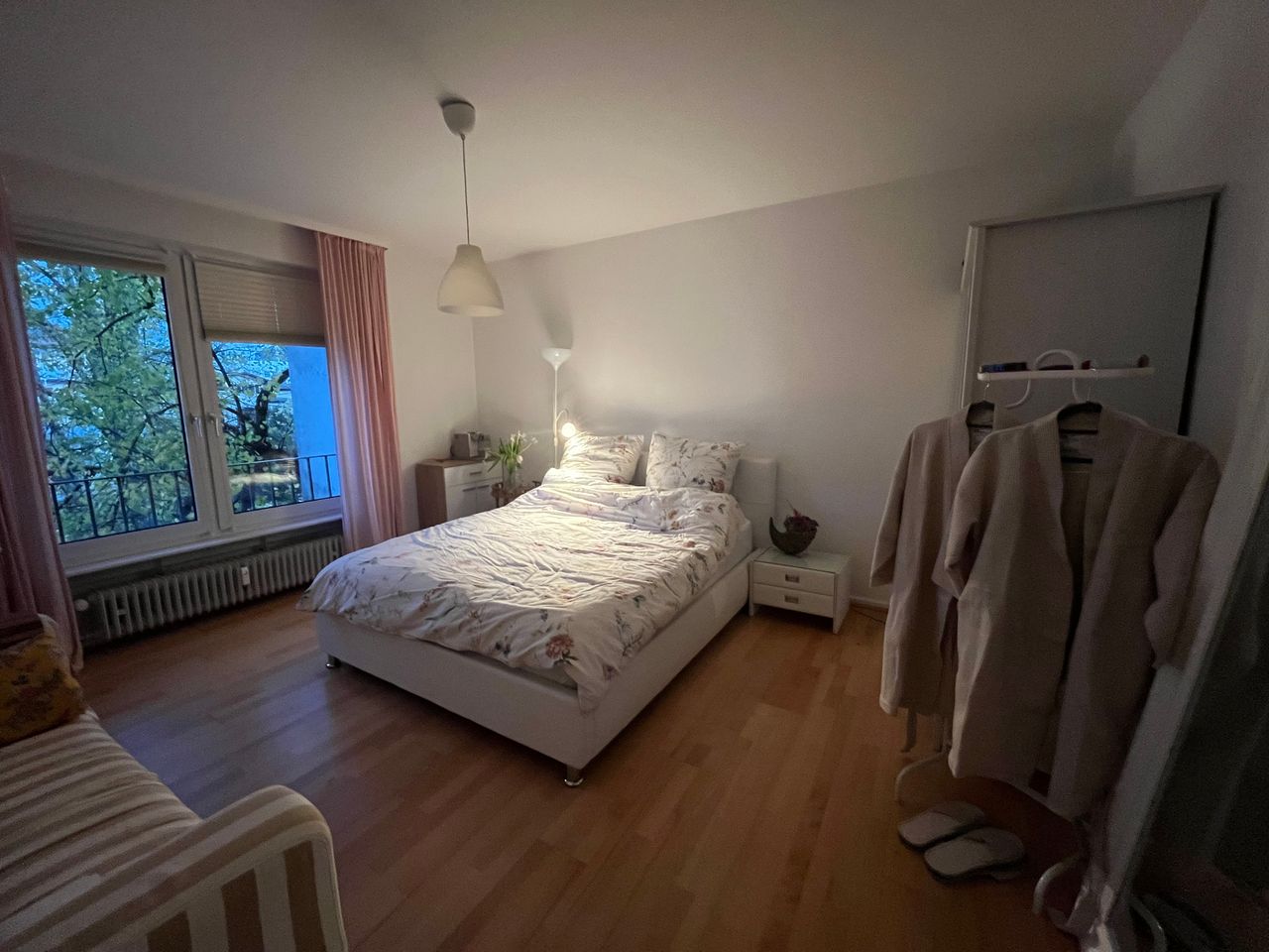 Zimmer Fichardstraße in Frankfurt am Main