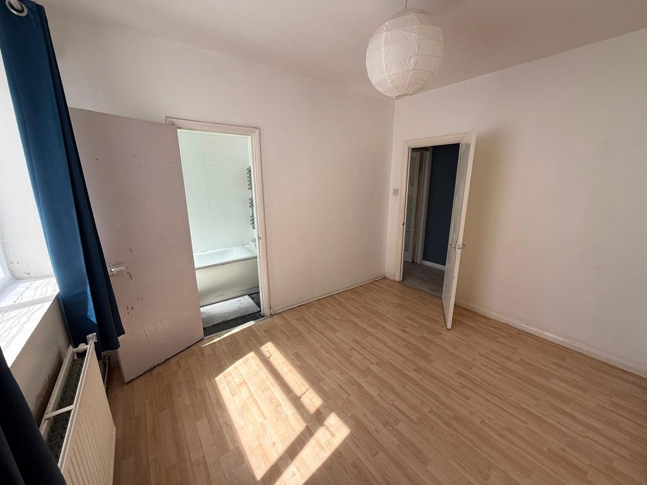 Flat Nursery Lane in Greater London