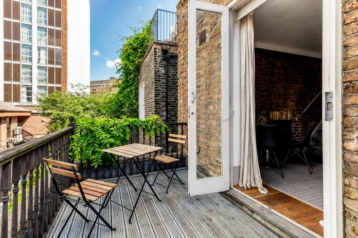 Flat Collingham Place in Greater London