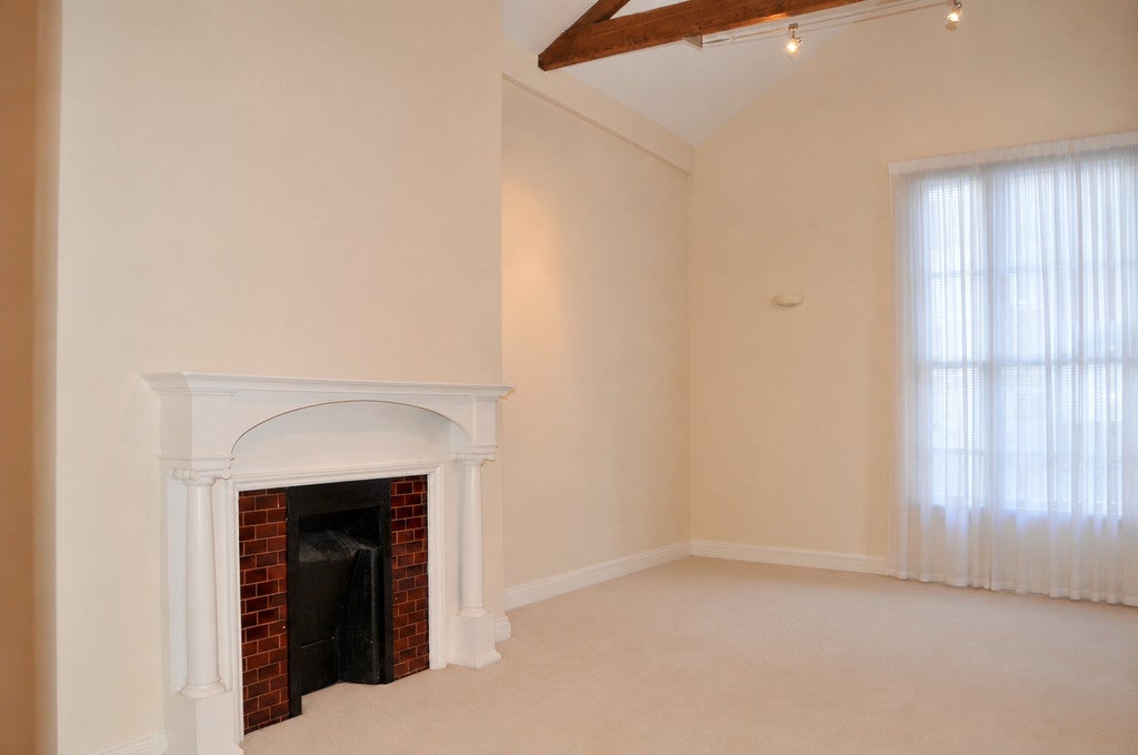 Flat St Davids Hill in Exeter