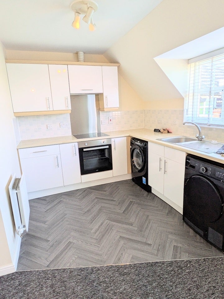 Flat Pavior Road in Nottingham
