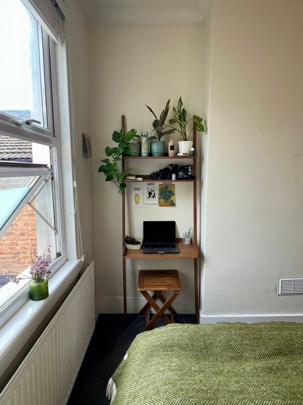 Room Adley Street in Greater London