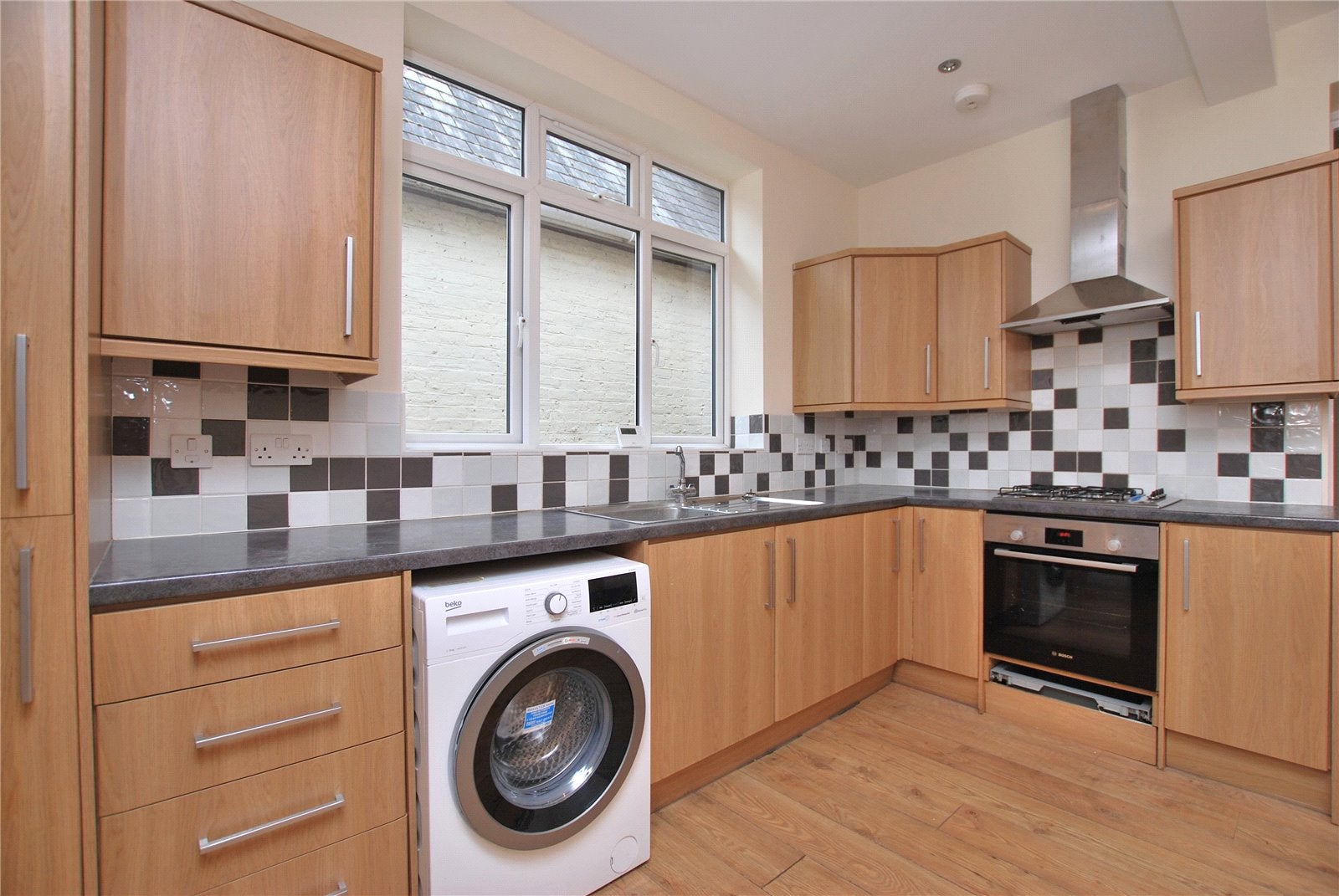 Flat Farnham Road in Guildford