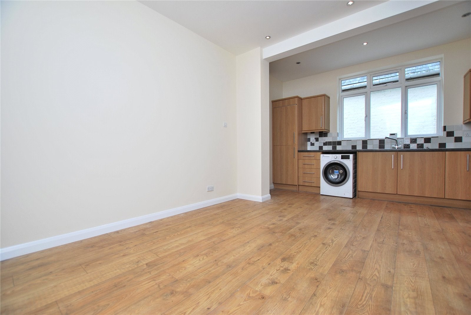 Flat Farnham Road in Guildford