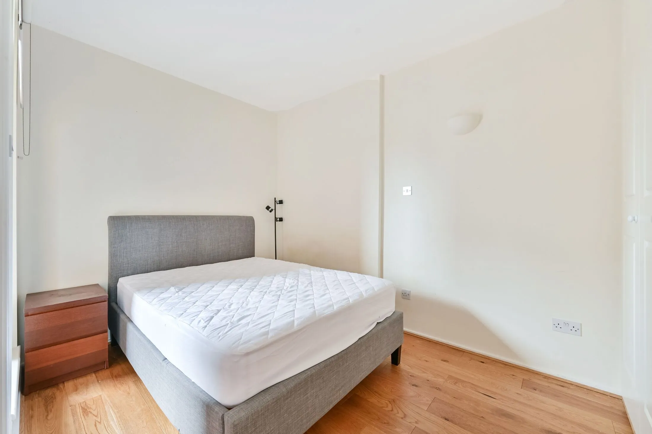 Flat Cromwell Road in Greater London