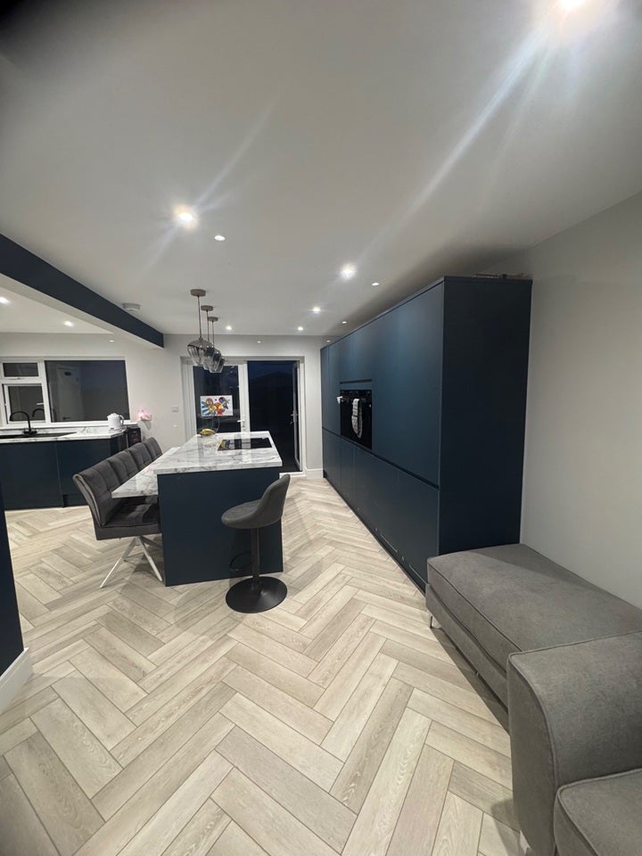 Room Frobisher Close in Eastbourne