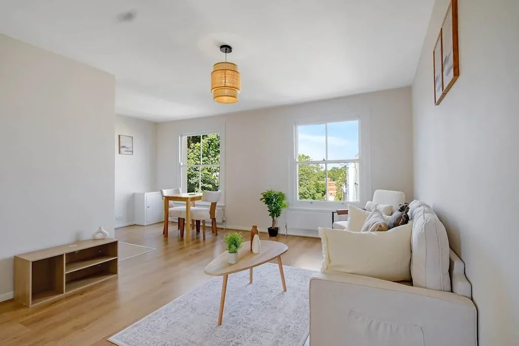 Flat Belgrave Gardens in City of Westminster