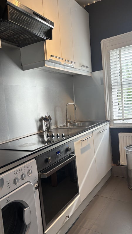 Flat Allington Road in Greater London