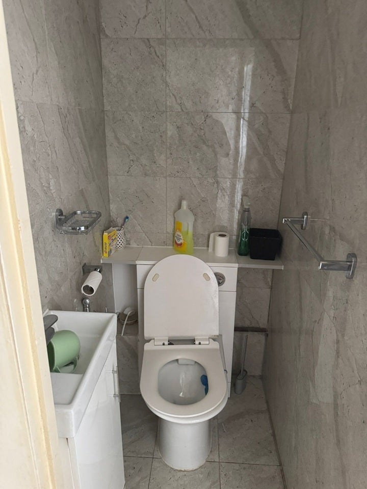 Room Shenley Road in Greater London