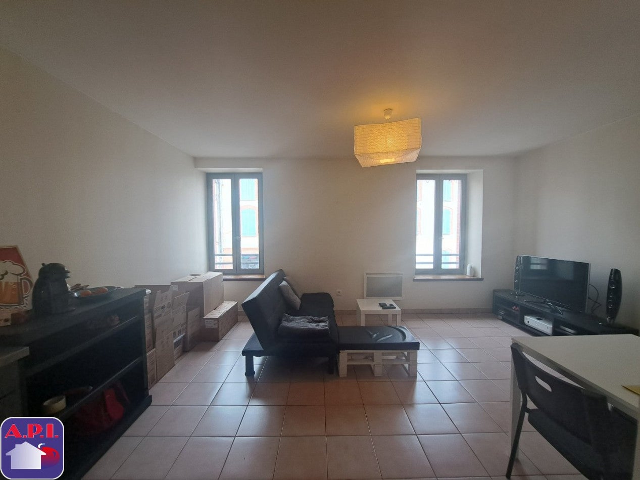 Appartement Place du Souvenir Français à Saverdun