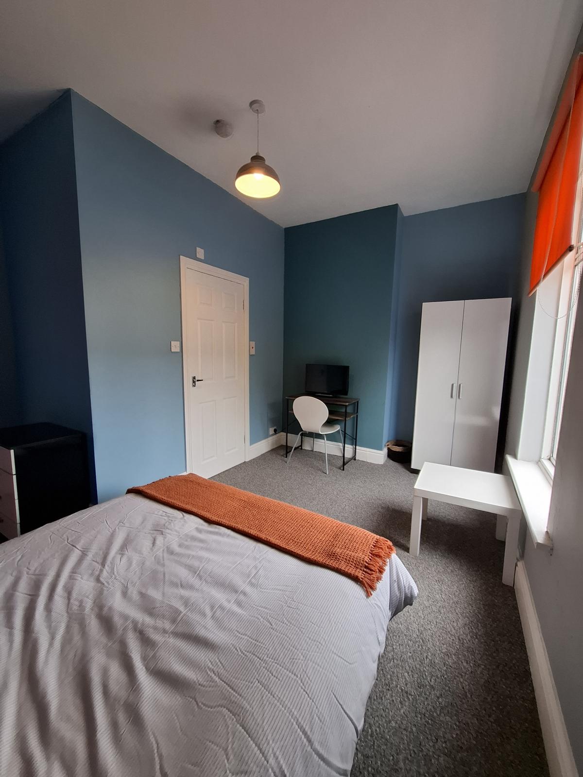 Room Legsby Avenue in Grimsby