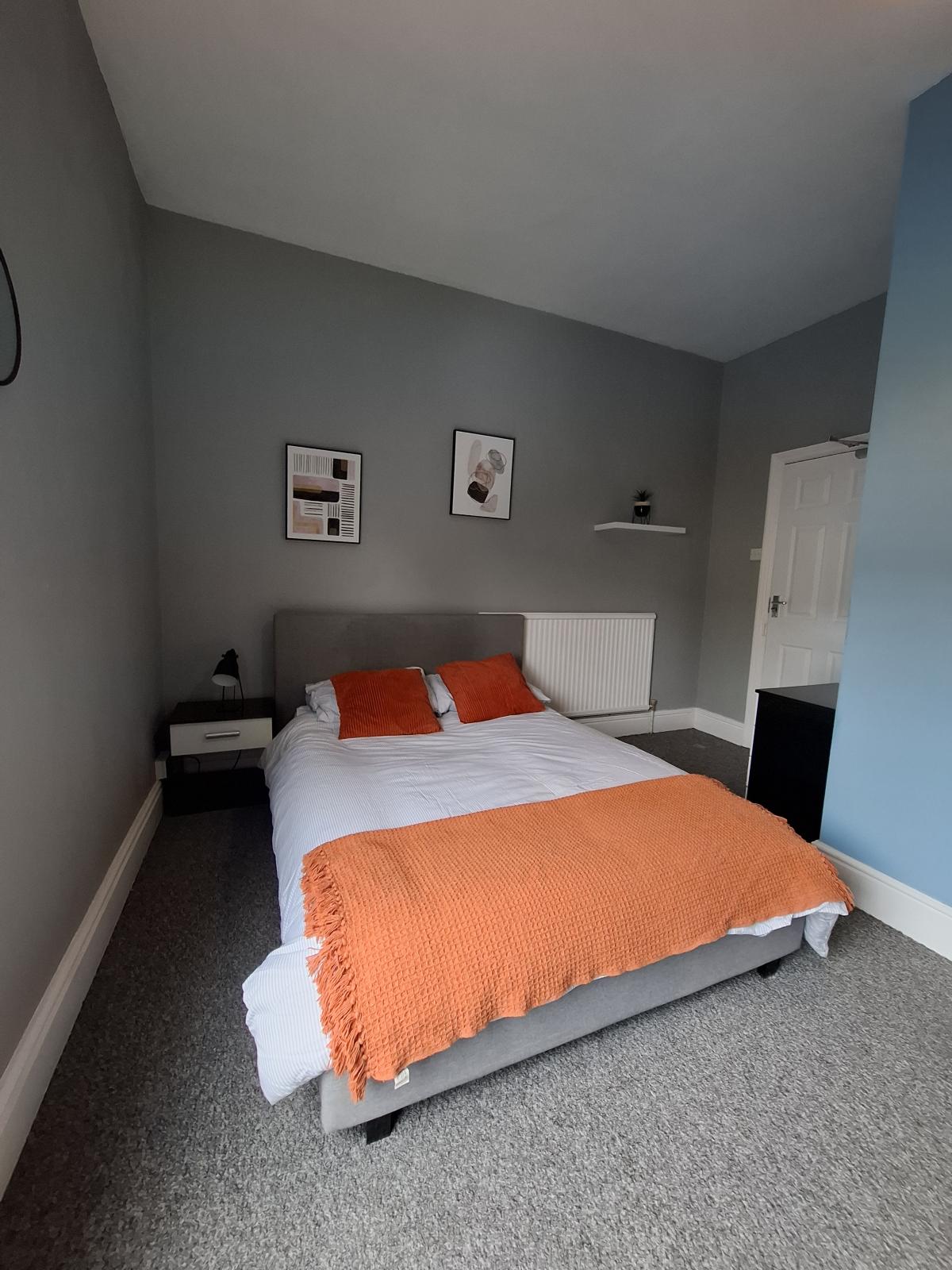 Room Legsby Avenue in Grimsby