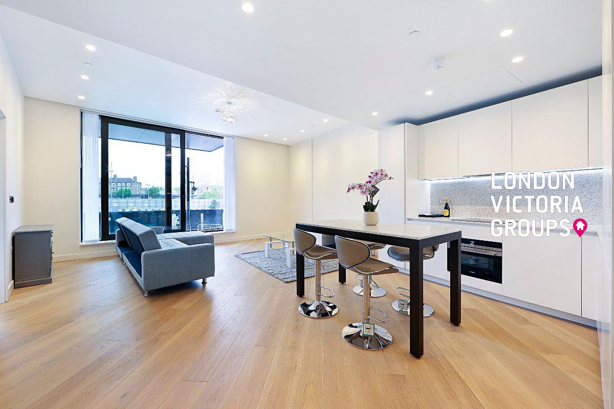 Flat Wood Lane in Greater London
