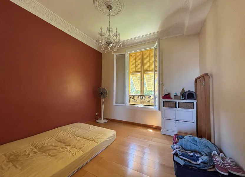 Flat Chemin de la Pinède in Nice