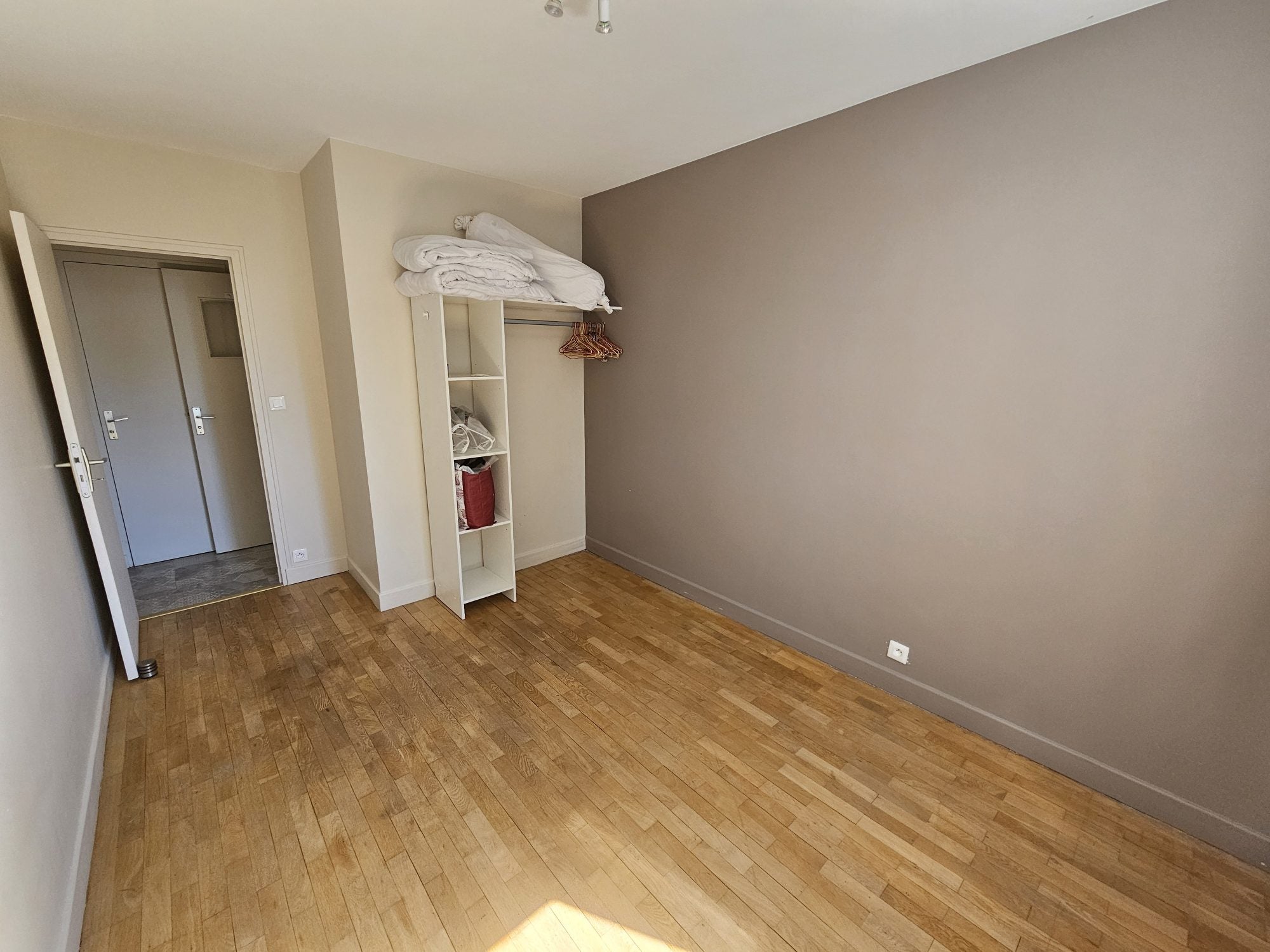 Flat Rue de Marseille in Meyzieu