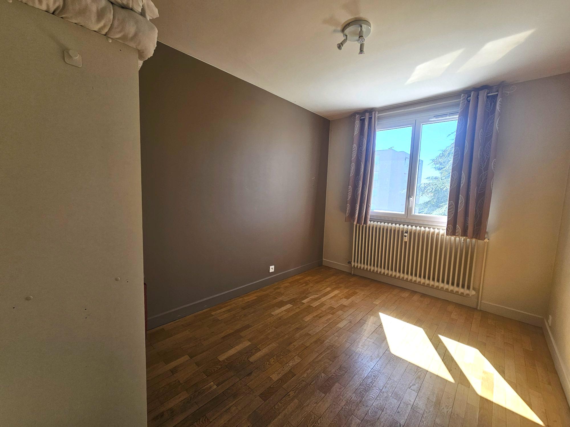 Flat Rue de Marseille in Meyzieu