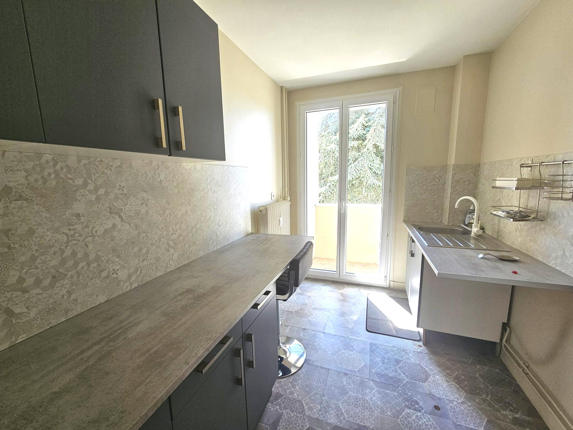 Appartement Rue de Marseille à Meyzieu