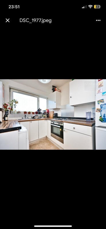 Room Wager Street in Greater London