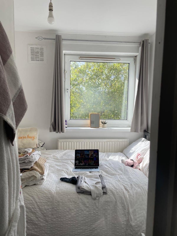 Room Wager Street in Greater London