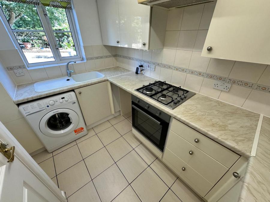 House Javelin Close in Amesbury