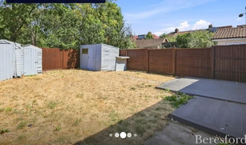 House Seymer Road in Greater London