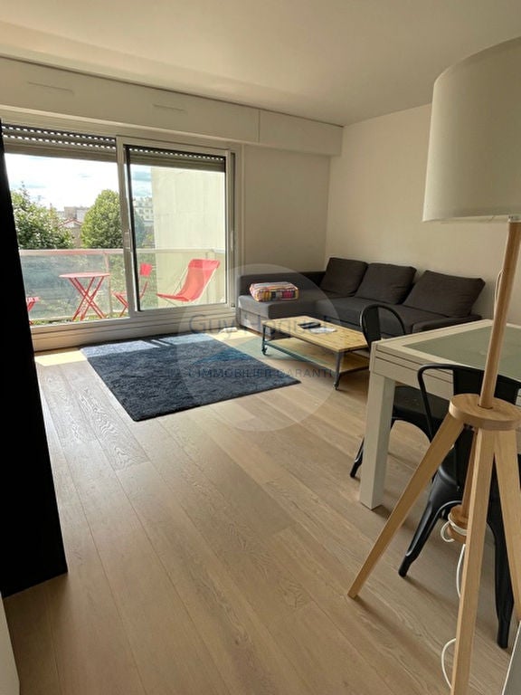 Appartement Rue du Quatre Septembre à Vanves