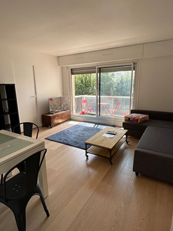 Appartement Rue du Quatre Septembre à Vanves
