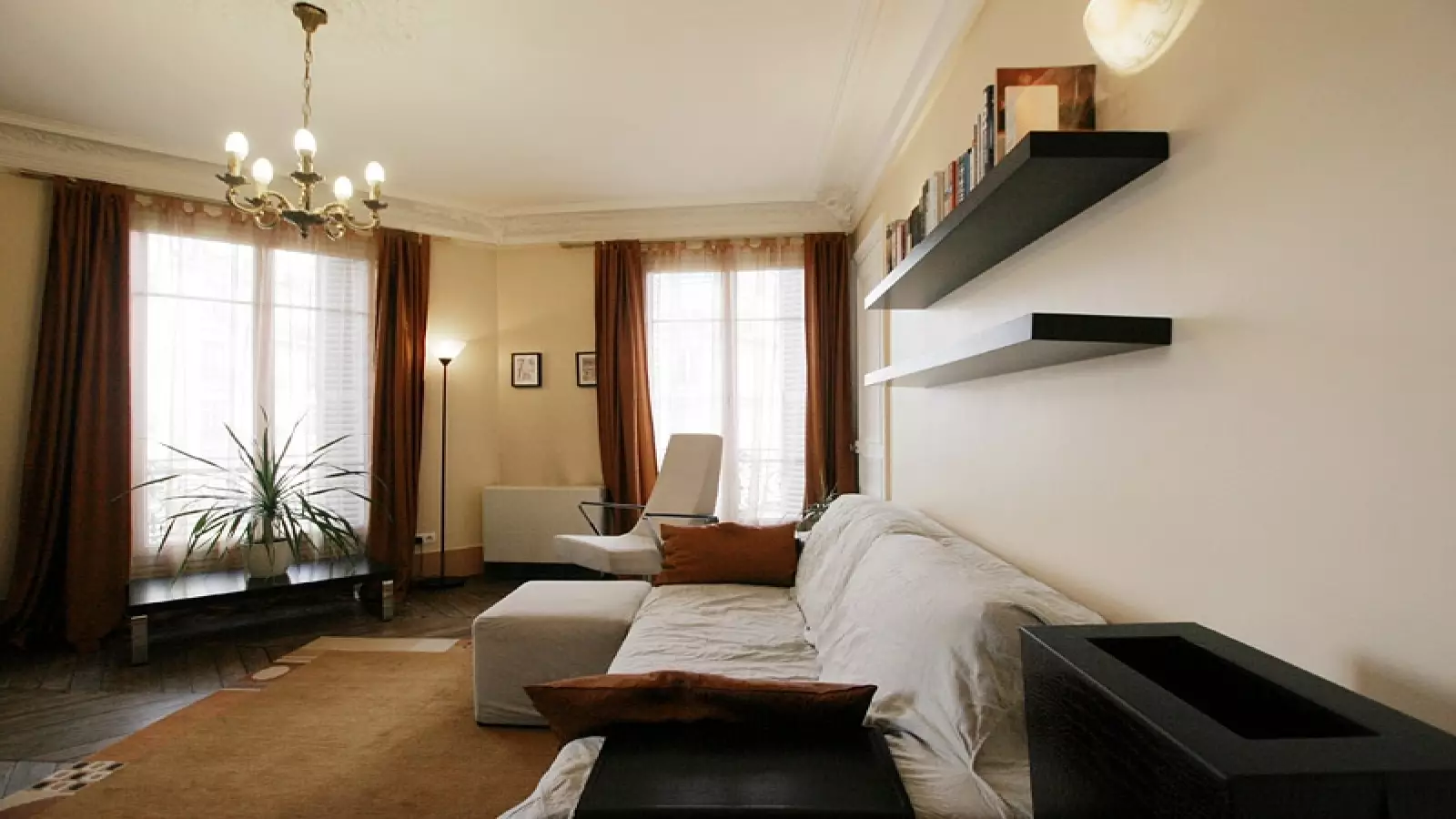 Appartement Rue des Poissonniers à Paris