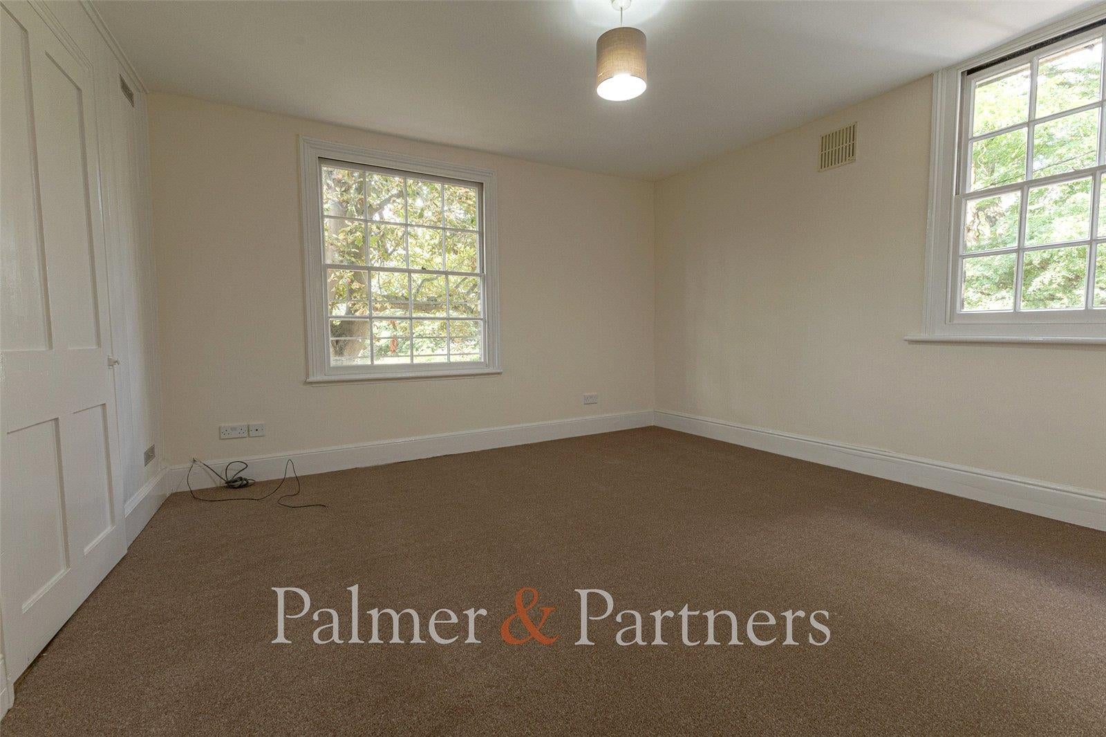 Flat Fonnereau Road in Ipswich