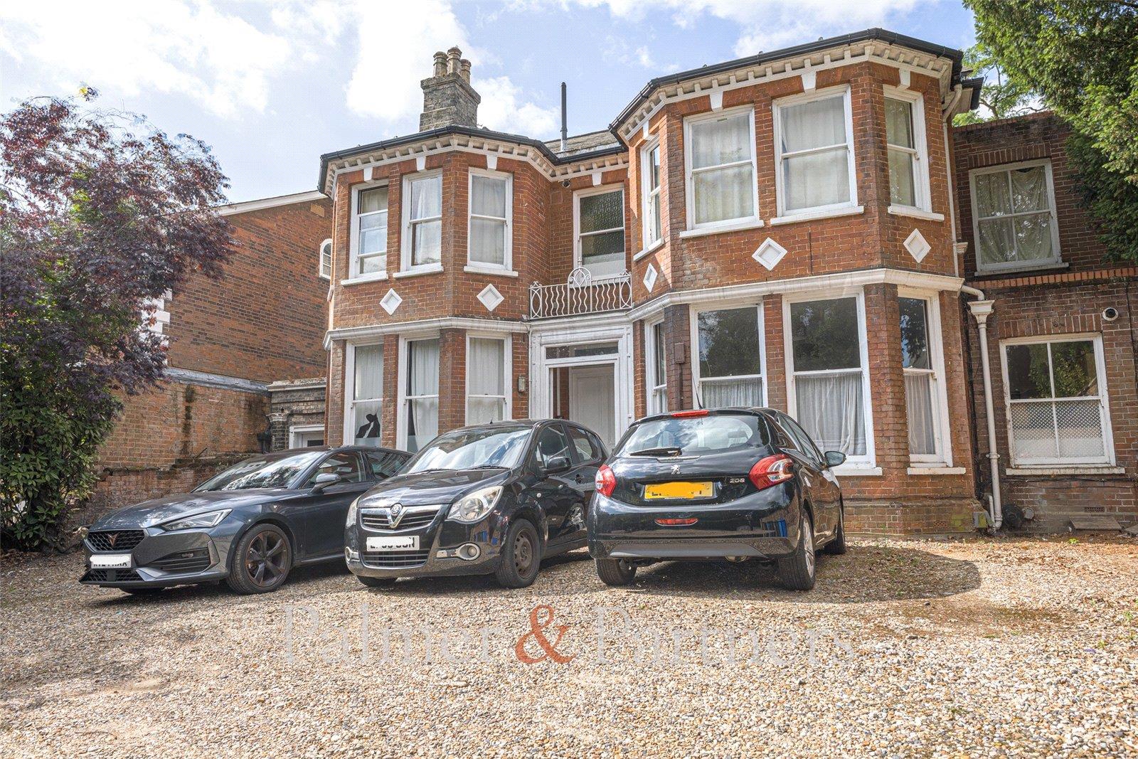 Flat Fonnereau Road in Ipswich