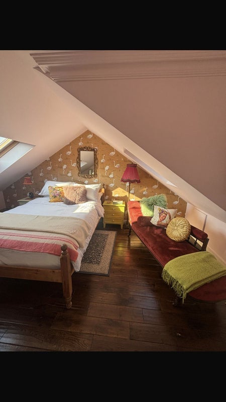 Room Nelson Road in Greater London