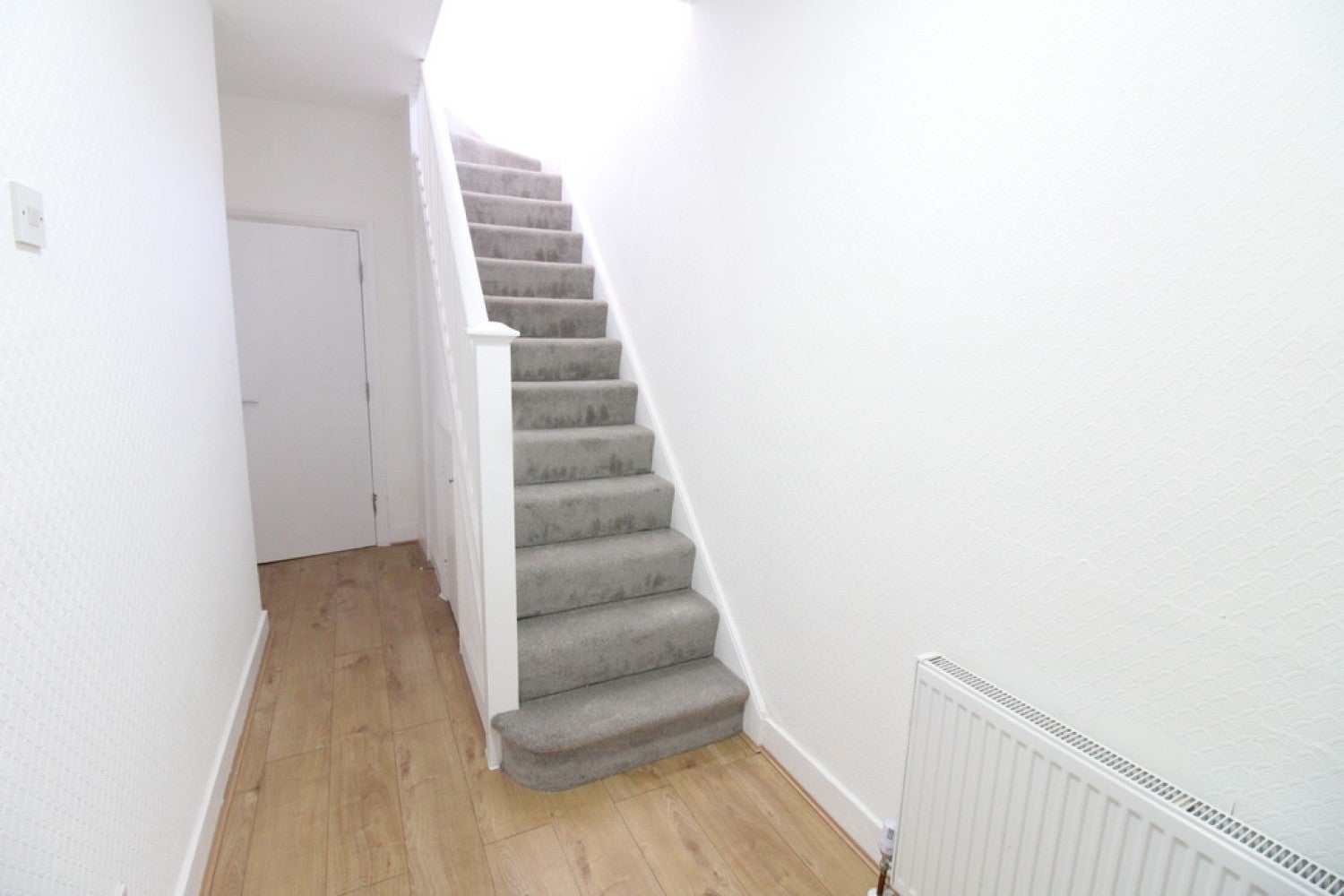 House Agnes Avenue in Greater London