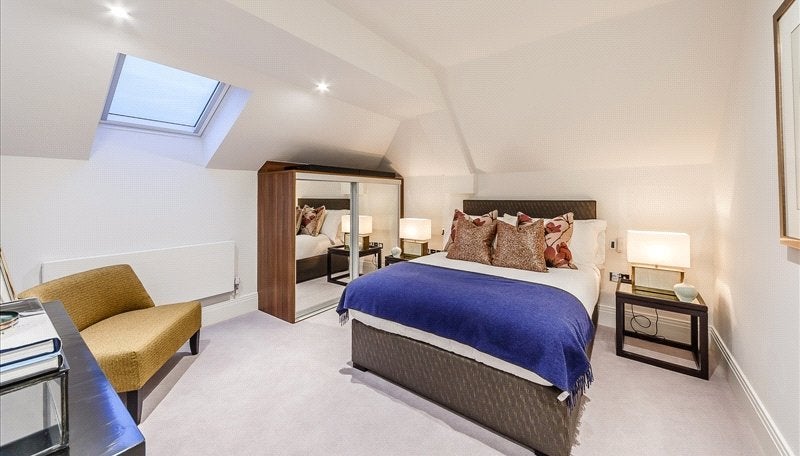 Flat Rainville Road in Greater London