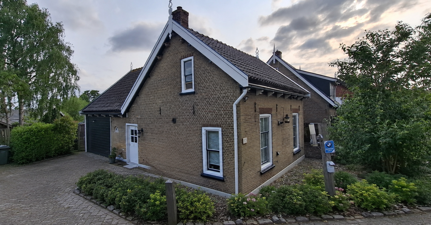 Huis IJsseldijk-Noord 376 in Ouderkerk aan den IJssel