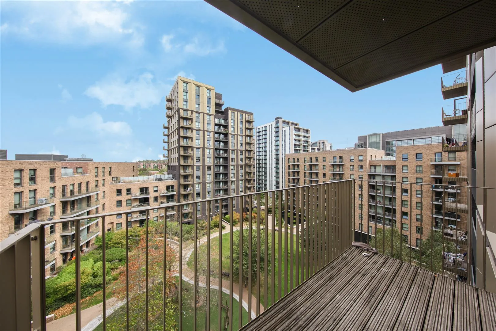 Flat Engineers Way in Greater London