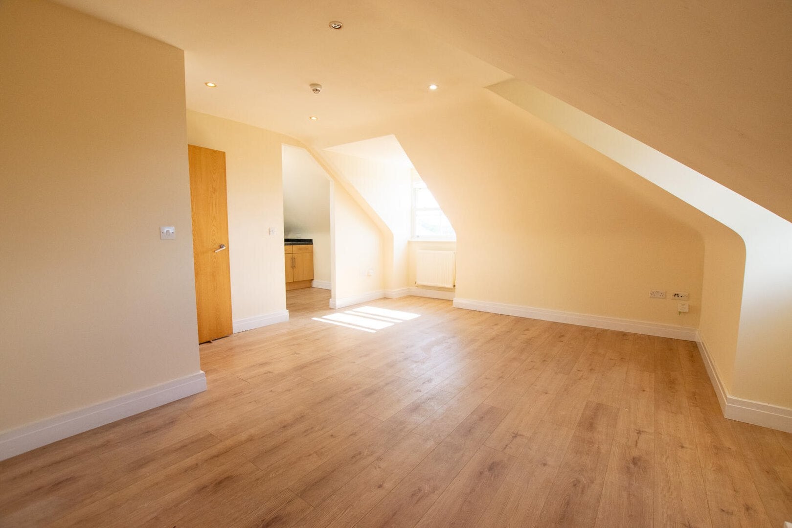 Flat Hempstead Road in Wealden