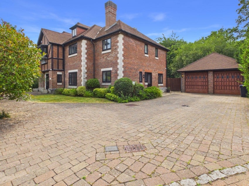 House Ledborough Gate in Beaconsfield