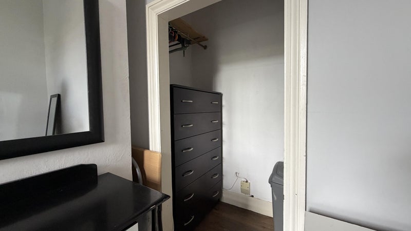 Room Rosebank Road in Greater London
