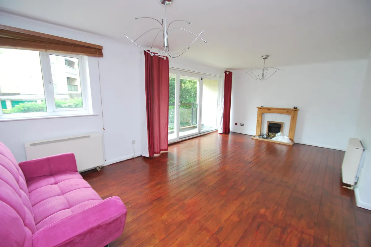 Flat Pitman Court in Bath