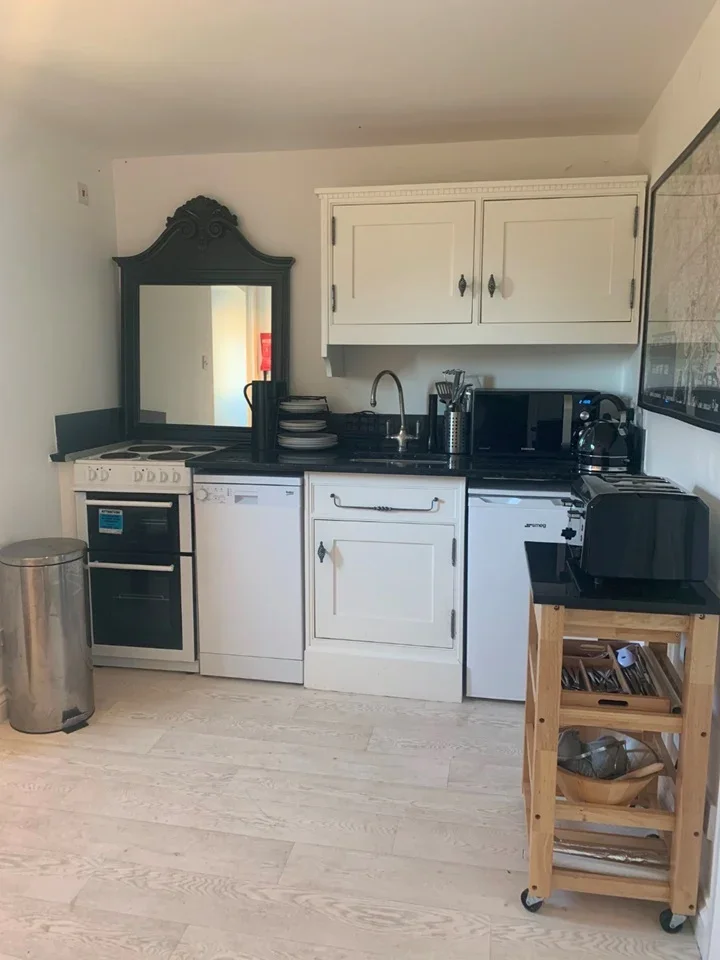 Room Ringland Circle in Alway