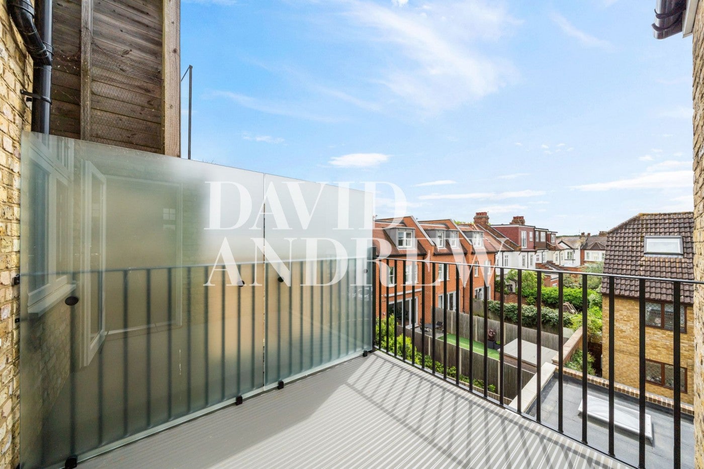 Flat Fortis Green in Greater London