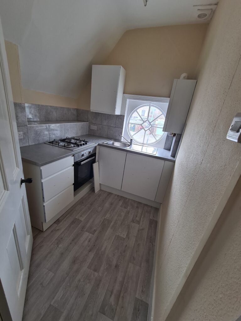 Flat Cooden Sea Road in Rother