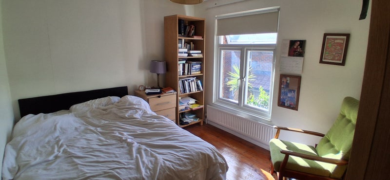 Room Daley Thompson Way in Greater London